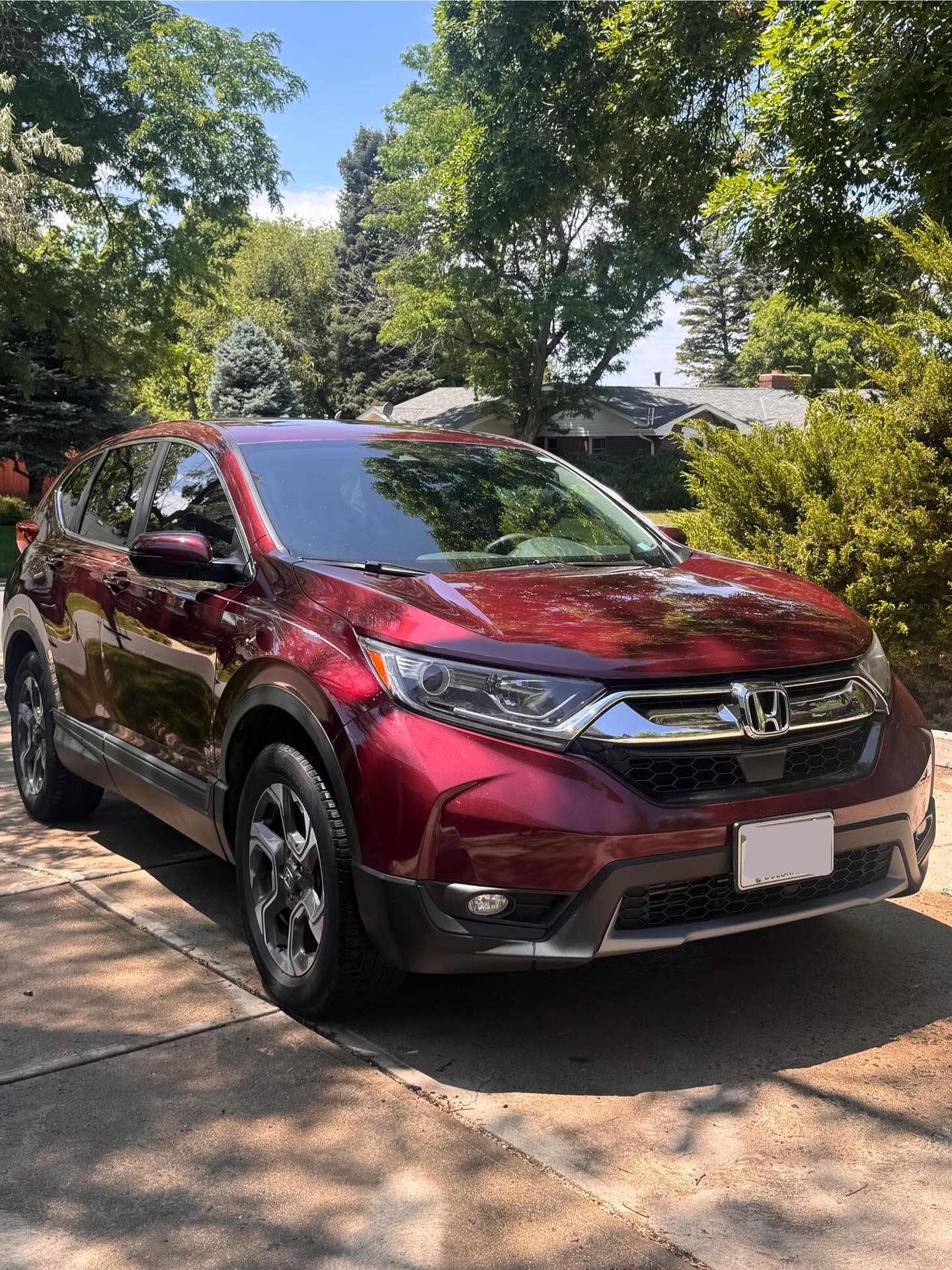 Red Honda CR-V